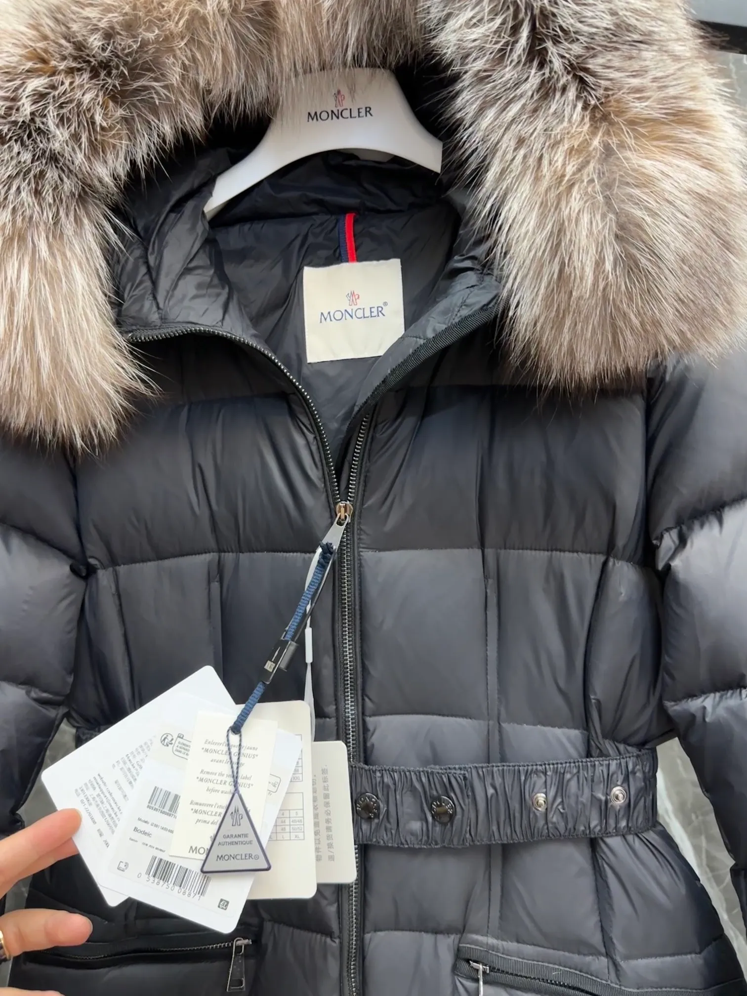 Moncler Boedic .(Classic ) . Boedic ， 。 Boedic ， 。 ， 。 • lounge saison •Longue saison • • • • • • Size : 1-4 .